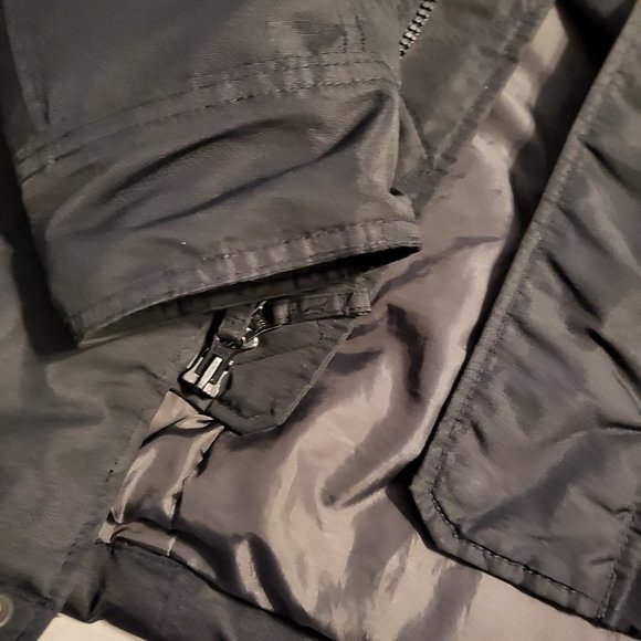 Gap Men's Winter Jacket - Picture 5 of 5